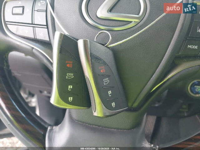 Лексус ЕС, объемом двигателя 2.5 л и пробегом 34 тыс. км за 10000 $, фото 10 на Automoto.ua