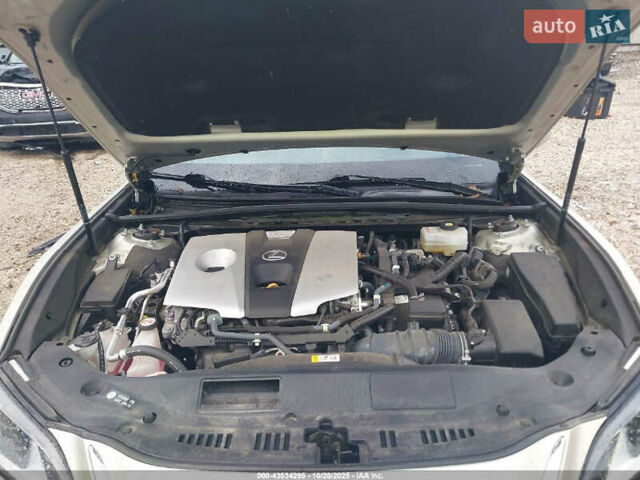 Лексус ЕС, объемом двигателя 2.5 л и пробегом 34 тыс. км за 10000 $, фото 9 на Automoto.ua