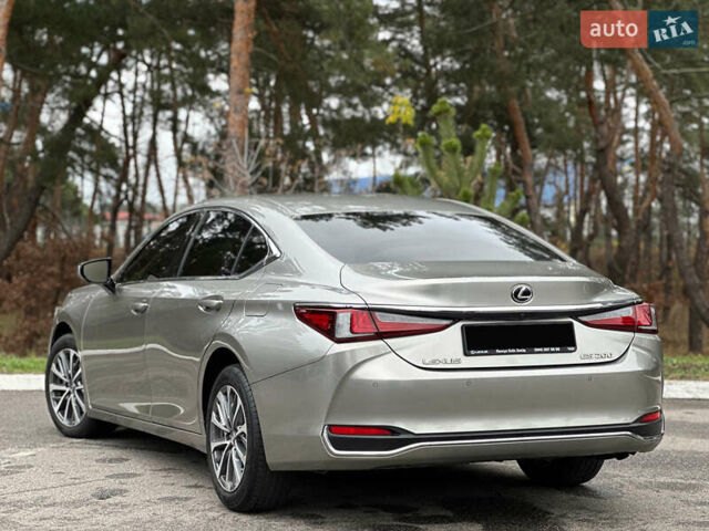 Лексус ЕС, объемом двигателя 2 л и пробегом 32 тыс. км за 36000 $, фото 9 на Automoto.ua