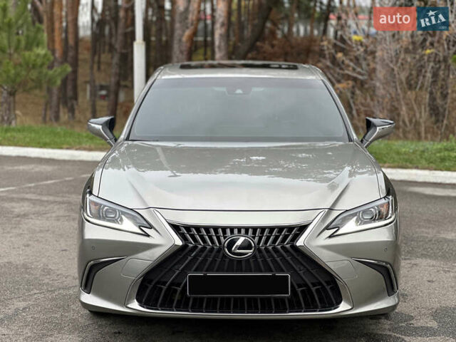 Лексус ЕС, объемом двигателя 2 л и пробегом 32 тыс. км за 36000 $, фото 4 на Automoto.ua