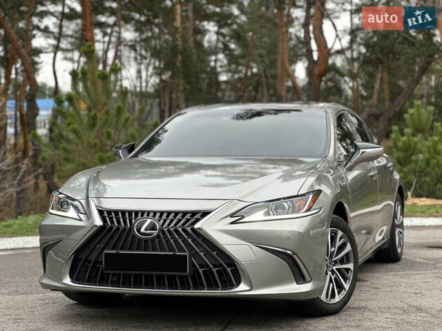 Лексус ЕС, объемом двигателя 2 л и пробегом 32 тыс. км за 36000 $, фото 5 на Automoto.ua