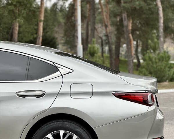 Лексус ЕС, объемом двигателя 2 л и пробегом 32 тыс. км за 36000 $, фото 11 на Automoto.ua