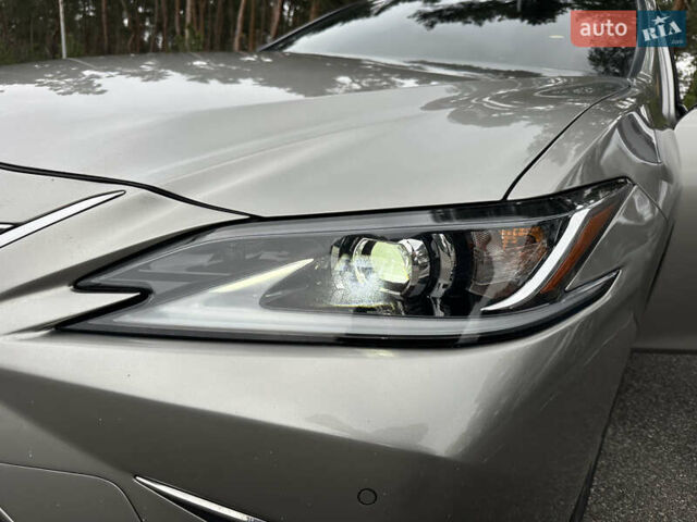 Лексус ЕС, объемом двигателя 2 л и пробегом 32 тыс. км за 36000 $, фото 42 на Automoto.ua