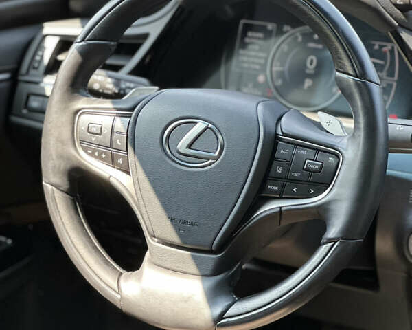 Лексус ЕС, объемом двигателя 2.49 л и пробегом 58 тыс. км за 43000 $, фото 8 на Automoto.ua