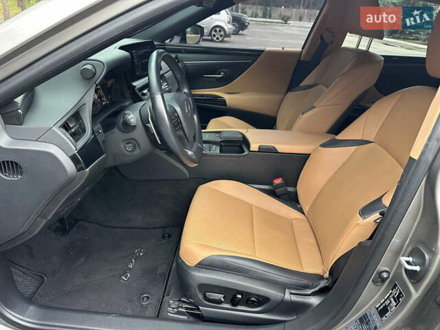 Лексус ЕС, объемом двигателя 2 л и пробегом 32 тыс. км за 36000 $, фото 19 на Automoto.ua