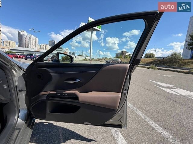 Лексус ЕС, объемом двигателя 2.49 л и пробегом 99 тыс. км за 41500 $, фото 8 на Automoto.ua