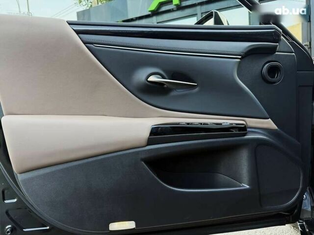 Лексус ЕС, об'ємом двигуна 2.5 л та пробігом 9 тис. км за 50999 $, фото 25 на Automoto.ua