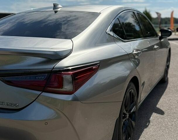Лексус ЕС, об'ємом двигуна 2.49 л та пробігом 77 тис. км за 38900 $, фото 13 на Automoto.ua