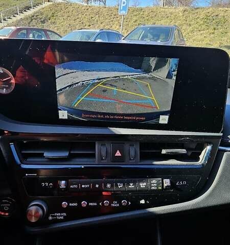 Лексус ЕС, объемом двигателя 2.49 л и пробегом 65 тыс. км за 33500 $, фото 4 на Automoto.ua
