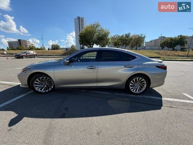 Лексус ЕС, объемом двигателя 2.49 л и пробегом 99 тыс. км за 41500 $, фото 24 на Automoto.ua