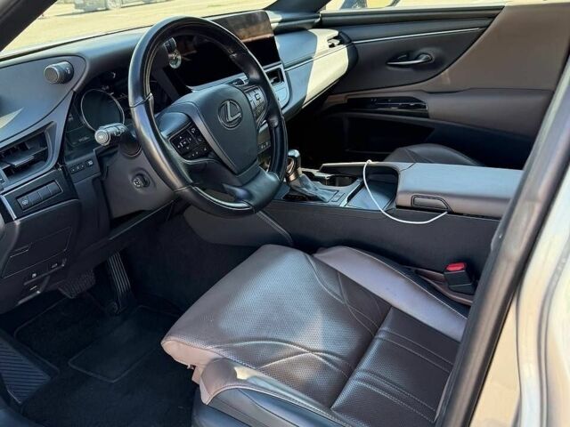 Лексус ЕС, объемом двигателя 2.49 л и пробегом 99 тыс. км за 41500 $, фото 21 на Automoto.ua