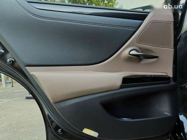 Лексус ЕС, объемом двигателя 2.5 л и пробегом 9 тыс. км за 52499 $, фото 27 на Automoto.ua
