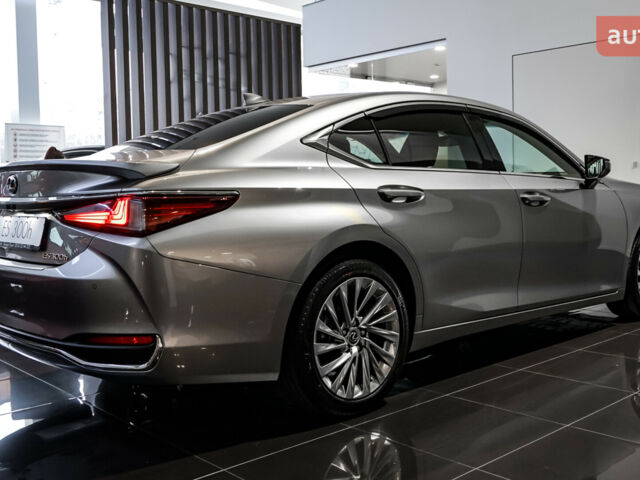 Лексус ЕС, объемом двигателя 2.49 л и пробегом 0 тыс. км за 62575 $, фото 4 на Automoto.ua
