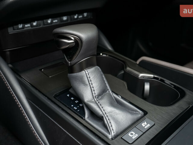 Лексус ЕС, объемом двигателя 2.49 л и пробегом 0 тыс. км за 62575 $, фото 16 на Automoto.ua