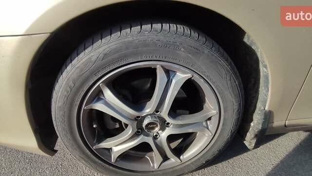 Желтый Лексус ЕС, объемом двигателя 3.46 л и пробегом 238 тыс. км за 8500 $, фото 14 на Automoto.ua