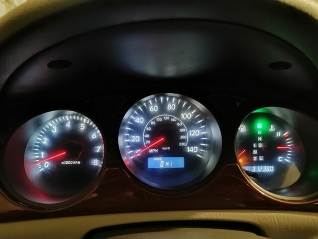 Серый Лексус ЕС, объемом двигателя 0 л и пробегом 250 тыс. км за 3850 $, фото 7 на Automoto.ua