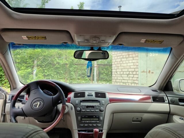 Серый Лексус ЕС, объемом двигателя 0 л и пробегом 250 тыс. км за 3850 $, фото 8 на Automoto.ua