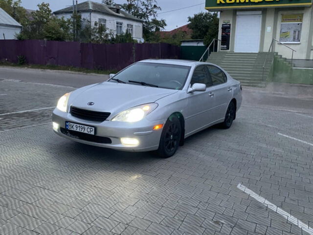 Сірий Лексус ЕС, об'ємом двигуна 3 л та пробігом 313 тис. км за 4700 $, фото 3 на Automoto.ua
