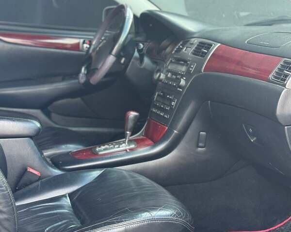 Серый Лексус ЕС, объемом двигателя 3 л и пробегом 192 тыс. км за 5700 $, фото 8 на Automoto.ua