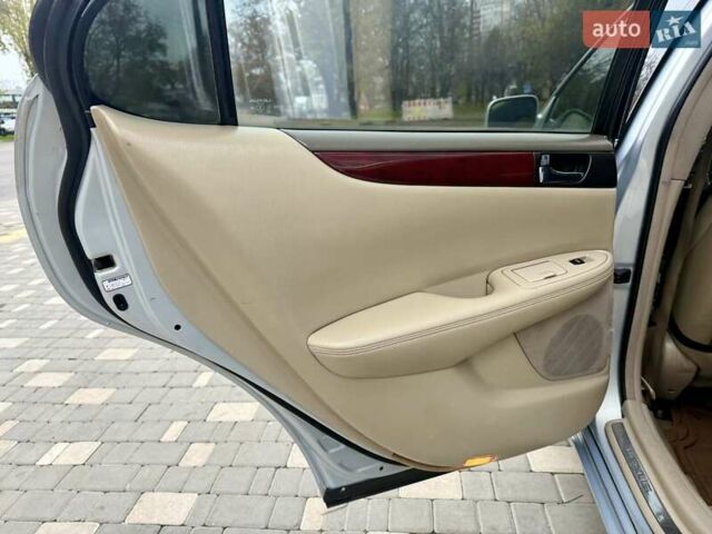 Сірий Лексус ЕС, об'ємом двигуна 3 л та пробігом 226 тис. км за 3999 $, фото 48 на Automoto.ua