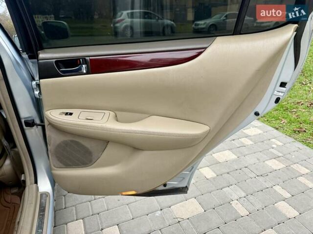 Сірий Лексус ЕС, об'ємом двигуна 3 л та пробігом 226 тис. км за 3999 $, фото 53 на Automoto.ua