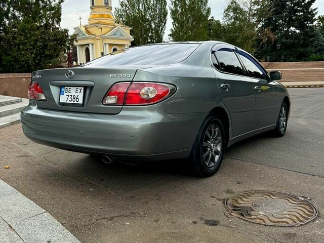 Сірий Лексус ЕС, об'ємом двигуна 3 л та пробігом 365 тис. км за 4500 $, фото 3 на Automoto.ua