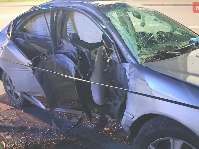 Сірий Лексус ЕС, об'ємом двигуна 3 л та пробігом 248 тис. км за 3000 $, фото 1 на Automoto.ua