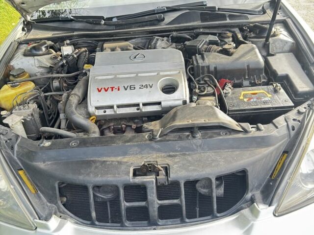 Сірий Лексус ЕС, об'ємом двигуна 3 л та пробігом 300 тис. км за 4500 $, фото 7 на Automoto.ua
