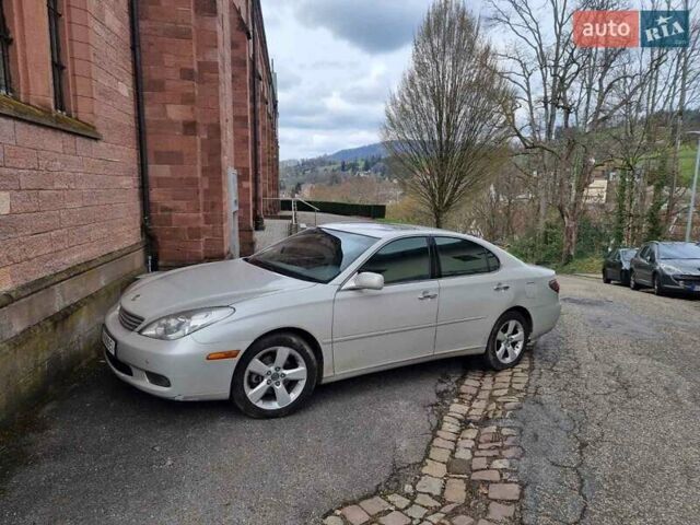Серый Лексус ЕС, объемом двигателя 3 л и пробегом 300 тыс. км за 6500 $, фото 5 на Automoto.ua