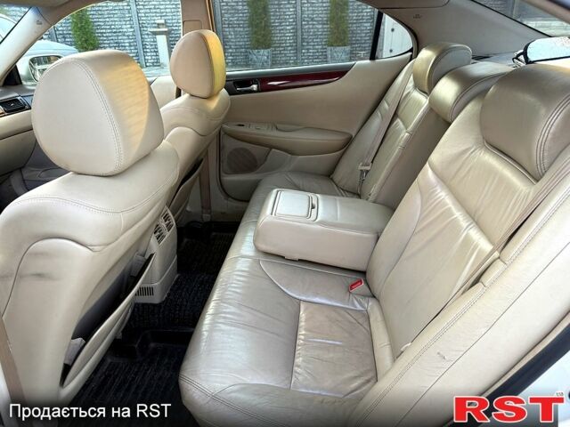 Сірий Лексус ЕС, об'ємом двигуна 3 л та пробігом 380 тис. км за 5600 $, фото 10 на Automoto.ua