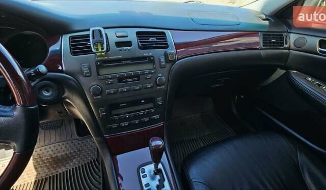 Сірий Лексус ЕС, об'ємом двигуна 3 л та пробігом 228 тис. км за 5900 $, фото 14 на Automoto.ua