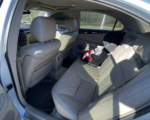 Серый Лексус ЕС, объемом двигателя 3 л и пробегом 255 тыс. км за 7200 $, фото 6 на Automoto.ua