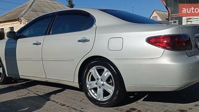 Сірий Лексус ЕС, об'ємом двигуна 3.3 л та пробігом 299 тис. км за 5800 $, фото 5 на Automoto.ua