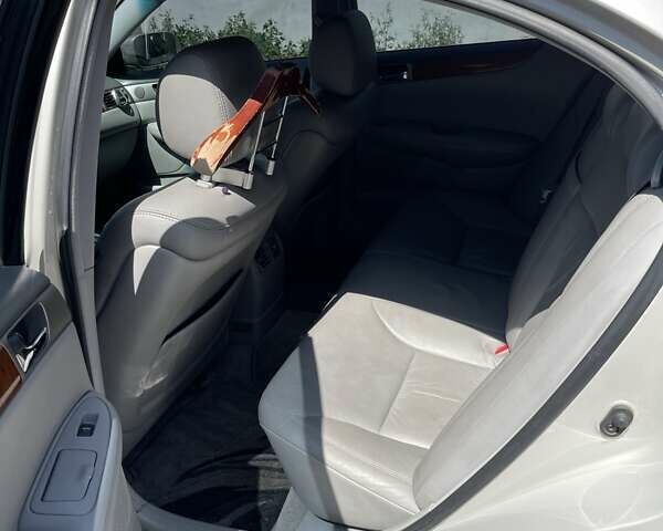 Сірий Лексус ЕС, об'ємом двигуна 3 л та пробігом 156 тис. км за 7000 $, фото 3 на Automoto.ua