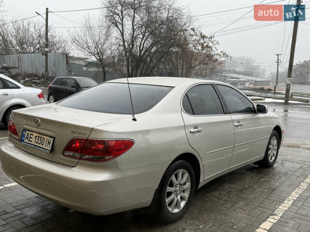 Сірий Лексус ЕС, об'ємом двигуна 3 л та пробігом 204 тис. км за 6800 $, фото 13 на Automoto.ua