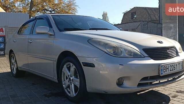 Сірий Лексус ЕС, об'ємом двигуна 3.3 л та пробігом 299 тис. км за 5800 $, фото 1 на Automoto.ua