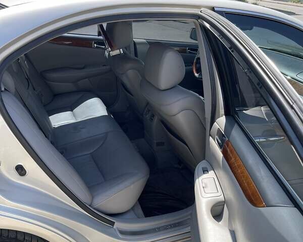 Сірий Лексус ЕС, об'ємом двигуна 3 л та пробігом 156 тис. км за 7000 $, фото 4 на Automoto.ua