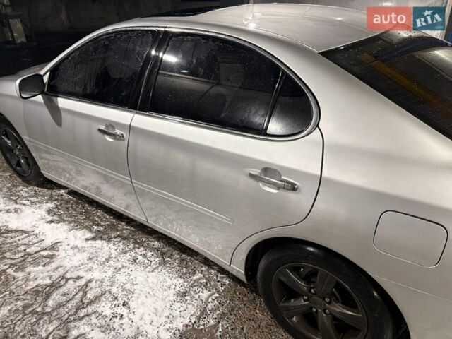 Серый Лексус ЕС, объемом двигателя 3 л и пробегом 288 тыс. км за 6300 $, фото 4 на Automoto.ua