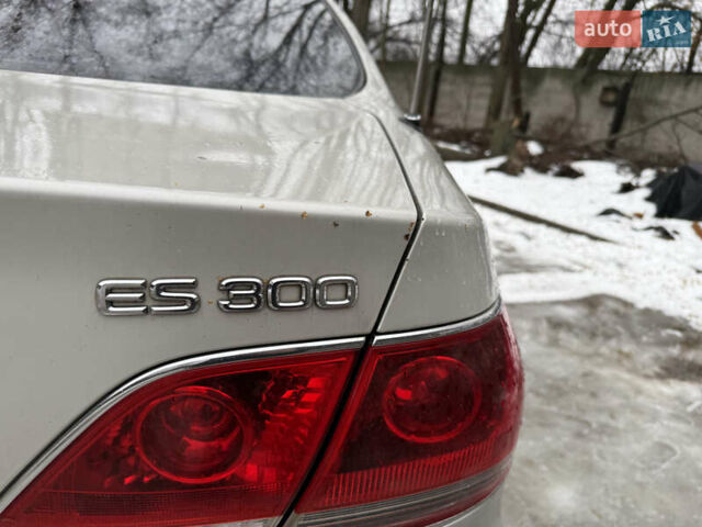 Серый Лексус ЕС, объемом двигателя 3 л и пробегом 193 тыс. км за 6800 $, фото 8 на Automoto.ua