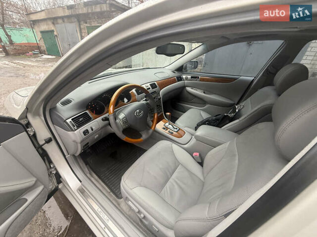 Сірий Лексус ЕС, об'ємом двигуна 3 л та пробігом 204 тис. км за 6800 $, фото 20 на Automoto.ua