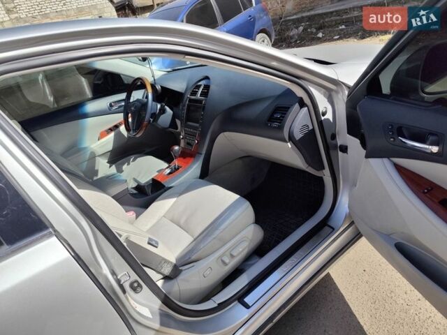 Сірий Лексус ЕС, об'ємом двигуна 3.46 л та пробігом 260 тис. км за 7500 $, фото 8 на Automoto.ua