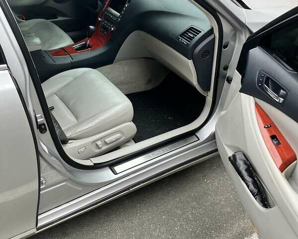 Серый Лексус ЕС, объемом двигателя 3.46 л и пробегом 258 тыс. км за 8500 $, фото 4 на Automoto.ua