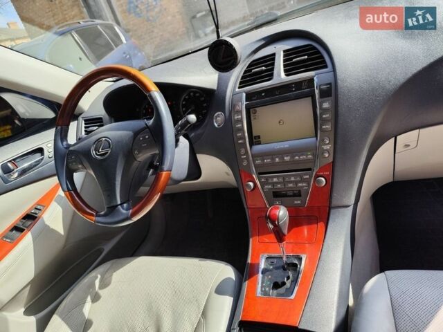 Сірий Лексус ЕС, об'ємом двигуна 3.46 л та пробігом 260 тис. км за 7500 $, фото 10 на Automoto.ua