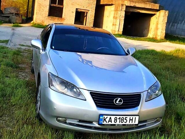 Серый Лексус ЕС, объемом двигателя 3.5 л и пробегом 258 тыс. км за 8850 $, фото 1 на Automoto.ua