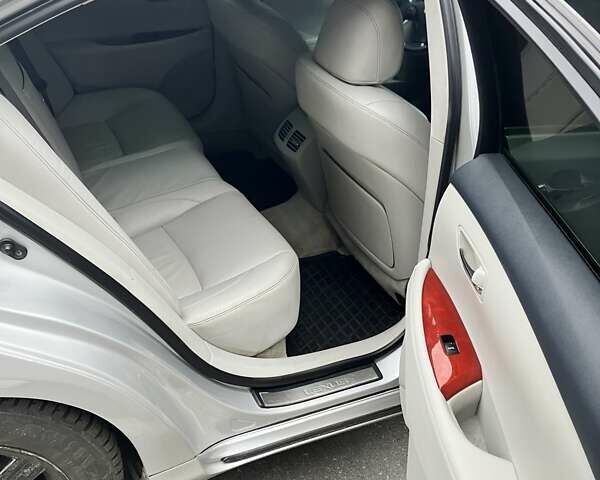 Серый Лексус ЕС, объемом двигателя 3.46 л и пробегом 258 тыс. км за 8500 $, фото 5 на Automoto.ua