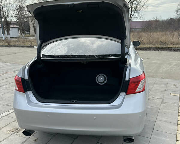 Сірий Лексус ЕС, об'ємом двигуна 3.5 л та пробігом 272 тис. км за 9500 $, фото 3 на Automoto.ua