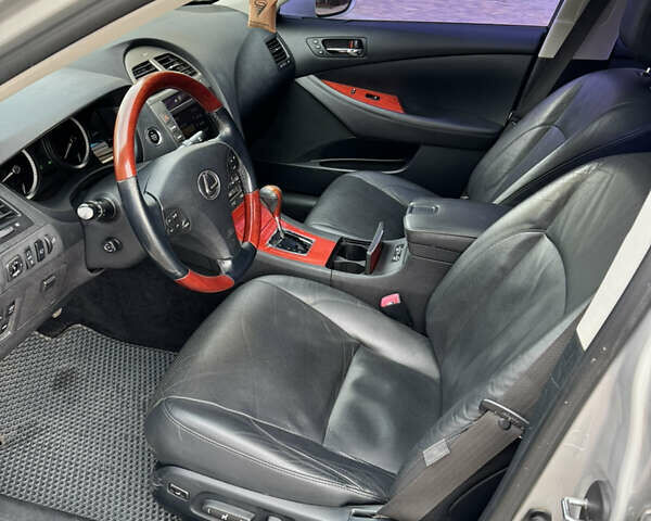 Сірий Лексус ЕС, об'ємом двигуна 3.5 л та пробігом 110 тис. км за 9500 $, фото 7 на Automoto.ua