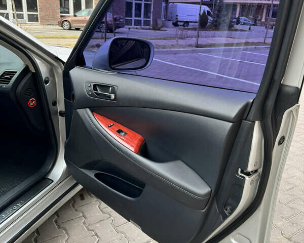 Сірий Лексус ЕС, об'ємом двигуна 3.5 л та пробігом 110 тис. км за 9500 $, фото 14 на Automoto.ua