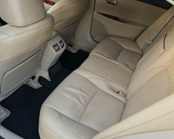 Сірий Лексус ЕС, об'ємом двигуна 3.46 л та пробігом 250 тис. км за 8599 $, фото 32 на Automoto.ua