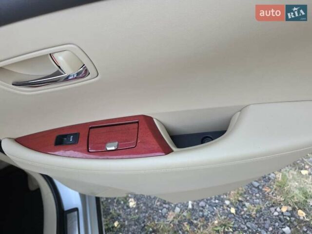 Сірий Лексус ЕС, об'ємом двигуна 3.46 л та пробігом 250 тис. км за 8599 $, фото 36 на Automoto.ua